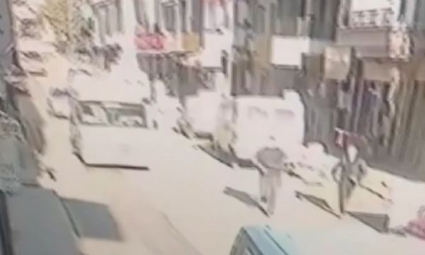 İzmir'deki cinayet kamerada!